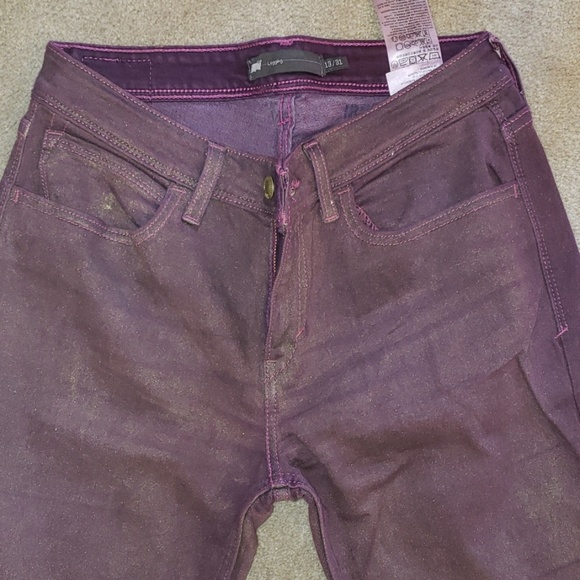 2 Pair Levis  Skinny Leg Jeans - Picture 5 of 7